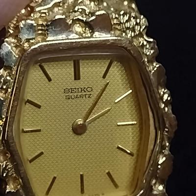 Seiko 14 Karat Yellow Gold Nugget Design Quartz Ladies' Wrist Watch- Total Weight Approx 22.5 Grams (#66)