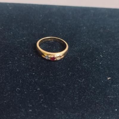 10 Karat Yellow Gold Ring- Approx Size 5 1/2 and Total Weight 2.5 Grams (#70)