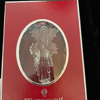 2008 ANNUAL ANGEL WATERFORD LEAD CRYSTAL ORNAMENT