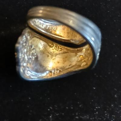 Spoon ring with beautiful .925 greenish stone ring
