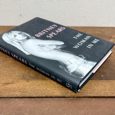 Sale Photo Thumbnail #472: Her memoir, written in 2023. Hardcover with dust jacket, like-new condition.