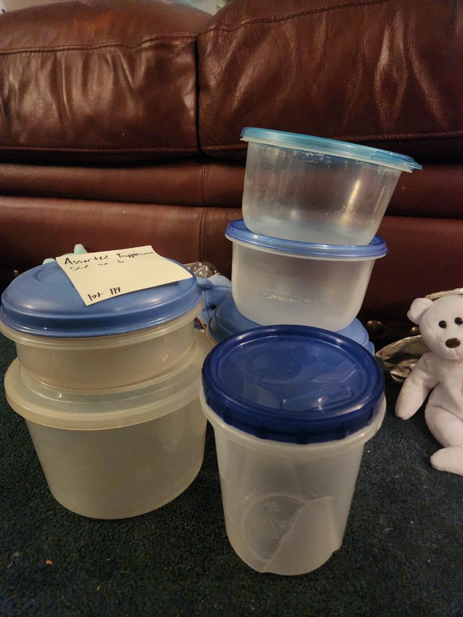 Assorted Tupperware | EstateSales.org