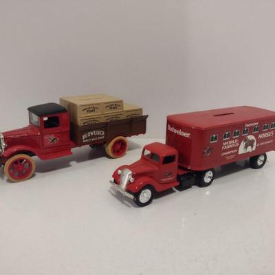 Pair of ERTL Scale Model Die Cast Banks- Budweiser Trucks