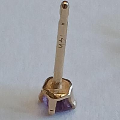 14 Kt marked bracelet with Amythyst 14 KT marked earrings