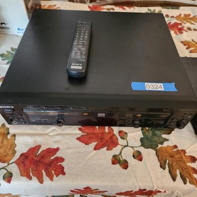 Sony 5 CD Changer w Remote RCD w500C w remote