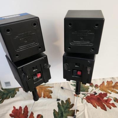 2 - Bose Double Dual Cube Two Speakers Acoustimass Lifestyle Mountable Surround