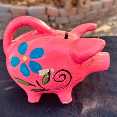 3 LITTLE PIGGY BANKS