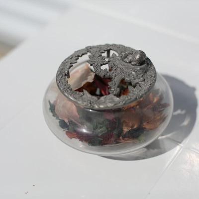 Sale Photo Thumbnail #116: cute little glass jar with Pewter decorative lid
