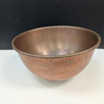 Sale Photo Thumbnail #1844: Antique Copper Mixing Bowl 10" In Diameter