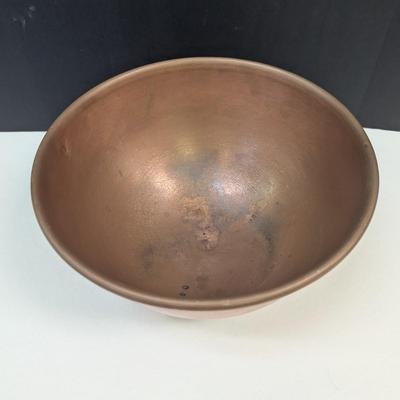 Sale Photo Thumbnail #1845: Antique Copper Mixing Bowl 10" In Diameter