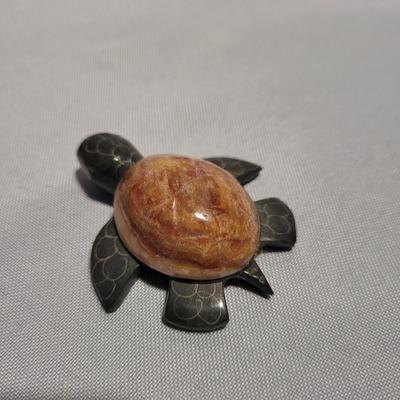 Carved Jade and Fluorite Marine Life Figurines (K-EL)