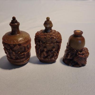 Carved Resin Snuff Bottles (K-EL)