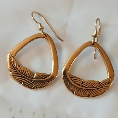 Vintage gold toned leaf themed Jewlery - Brooch pins, earrings, Money, Laurel Burch, Sarah Coventry