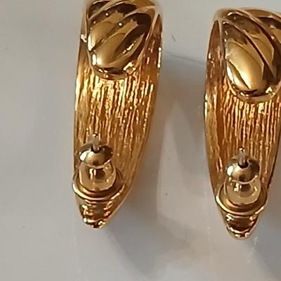 Gold toned Jewlery - bracelet - belt - earrings - necklace - in a rose topped tin - Monet - Avon - and more