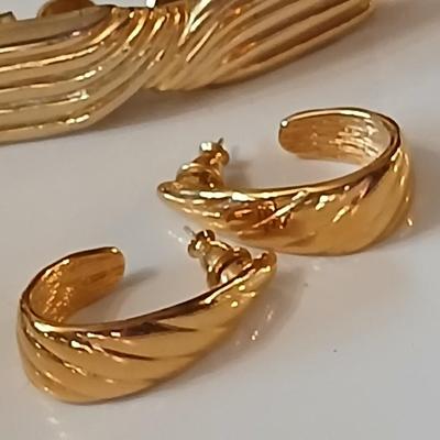 Gold toned Jewlery - bracelet - belt - earrings - necklace - in a rose topped tin - Monet - Avon - and more