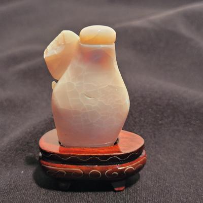 Opal and Glass Snuff Bottles (K-EL)