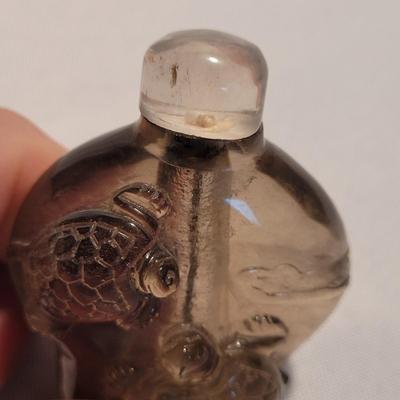 Opal and Glass Snuff Bottles (K-EL)