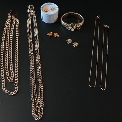 Gold toned Jewelry - chains - ring - earrings - rhinestone