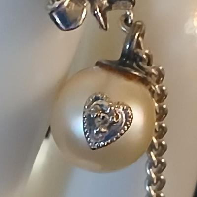 For the love of your life - Pearl necklace with embellished heart and a 14 KT marked band with flower