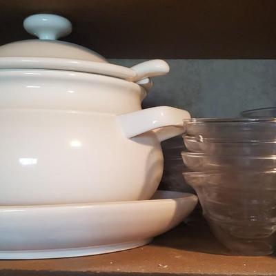 Sale Photo Thumbnail #74: Glasses, Stemware, pottery, thermos etc.  See photos for details.