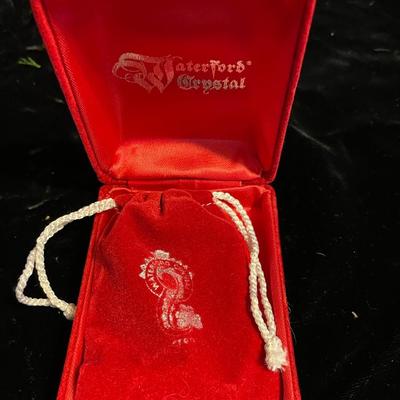 1984 WATERFORD CRYSTAL CHRISTMAS ORNAMENT