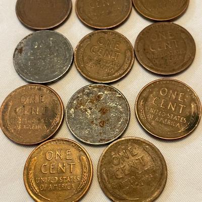 VARIETY OF LINCOLN WHEAT PENNIES