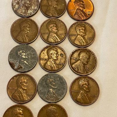 VARIETY OF LINCOLN WHEAT PENNIES