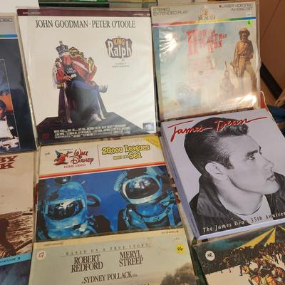 Collection of Laser Disc Movies Papillon, The last Picture show,Moby Dick, Back to the Future , Hoosiers,Diner, James Dean 35th...