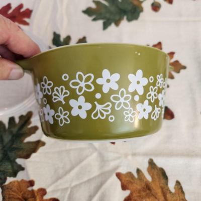 Pyrex Spring Blossom w Lid & Corning Ware Blue Cornflower Casserole Dish w Lid