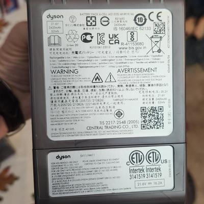 2 Dyson Vacuums 1 Hand , 1 upright , Both tested includes Charger for Handheld