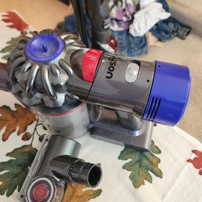 2 Dyson Vacuums 1 Hand , 1 upright , Both tested includes Charger for Handheld