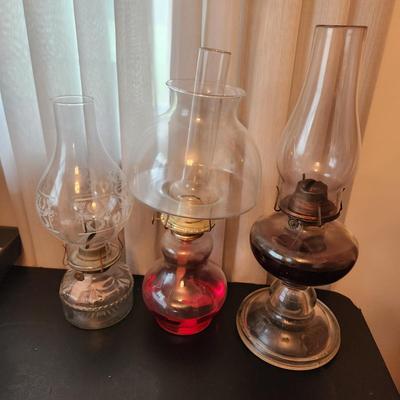 Lot of 3 Vintge Hurricane Oil Lamps 1 P&A Risdon lamp