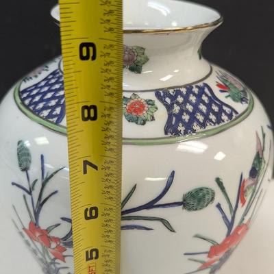 Sale Photo Thumbnail #698: Hand Decorated In Macau Vase