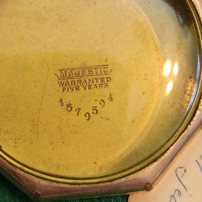 Lot of 17 Vintage Gold Tone Pocket Watches Cases j Boss, C.W.C., Wadsworth ,Waltham, Cashier A.W. C. Co., Majestic, Philadelphia