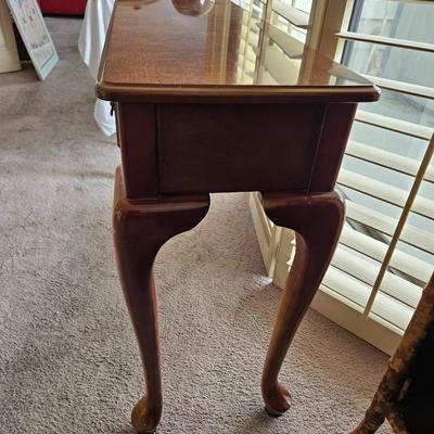 Sale Photo Thumbnail #97: I believe this to be maple wood.  it is in very good condition. See photos for more details