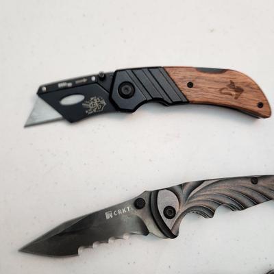 Collection of Knives, Camping Tool, Pocket Knives, Swiss Army, Smith & Wesson Folding Black Ops, CRKT , Craftsman