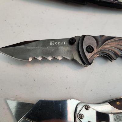 Collection of Knives, Camping Tool, Pocket Knives, Swiss Army, Smith & Wesson Folding Black Ops, CRKT , Craftsman