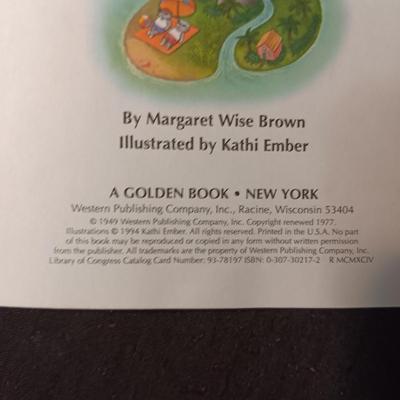 6 GOLDEN BOOKS IN GOOD CONDITION