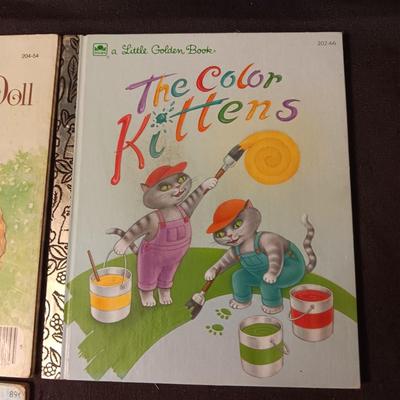 6 GOLDEN BOOKS IN GOOD CONDITION