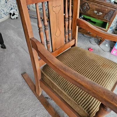 Sale Photo Thumbnail #144: Comfortable.  See photos for details