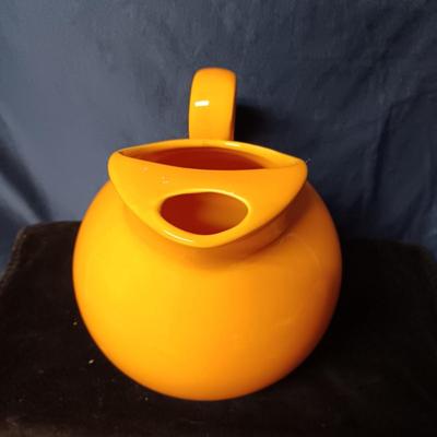FIESTAWARE BALL PITCHER WITH ICE LIP