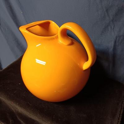 FIESTAWARE BALL PITCHER WITH ICE LIP