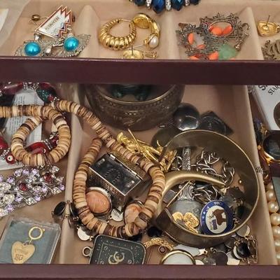 Vintage Jewelry Box