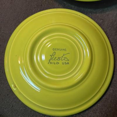 FIESTAWARE CUPS AND SAUCERS, COMPOTE, SERVING BOWL & 2 PINT JUG