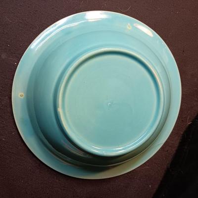 FIESTAWARE CUPS AND SAUCERS, COMPOTE, SERVING BOWL & 2 PINT JUG