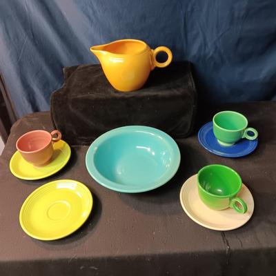FIESTAWARE CUPS AND SAUCERS, COMPOTE, SERVING BOWL & 2 PINT JUG