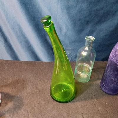 VINTAGE AND ANTIQUE BOTTLES