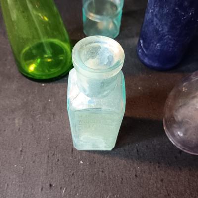 VINTAGE AND ANTIQUE BOTTLES