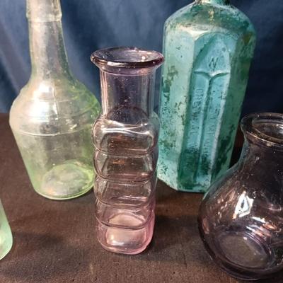 VINTAGE AND ANTIQUE BOTTLES AND GLASS