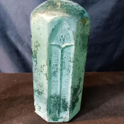 VINTAGE AND ANTIQUE BOTTLES AND GLASS
